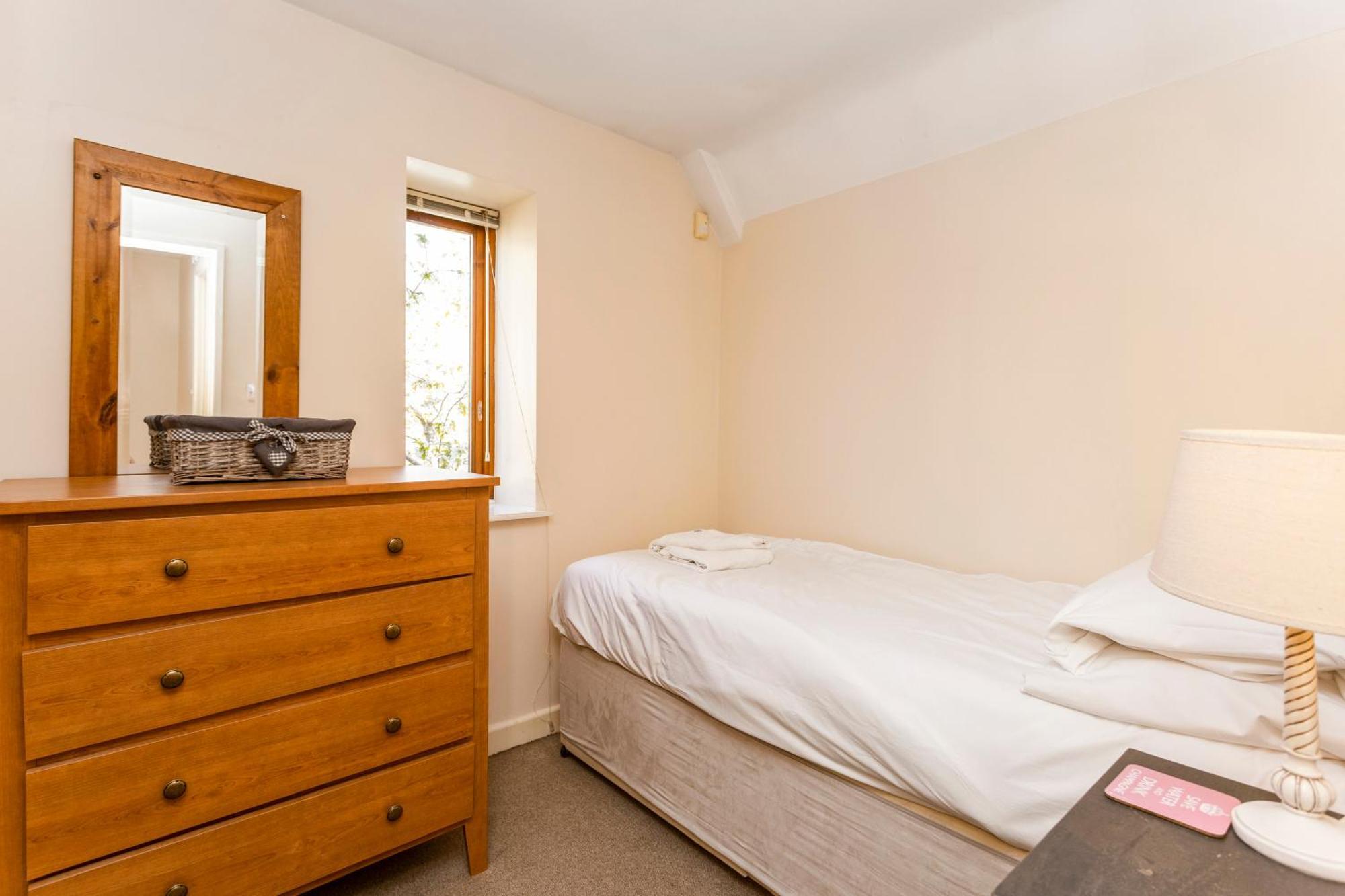 Bridge Farm Holiday Cottages Honeybourne Номер фото