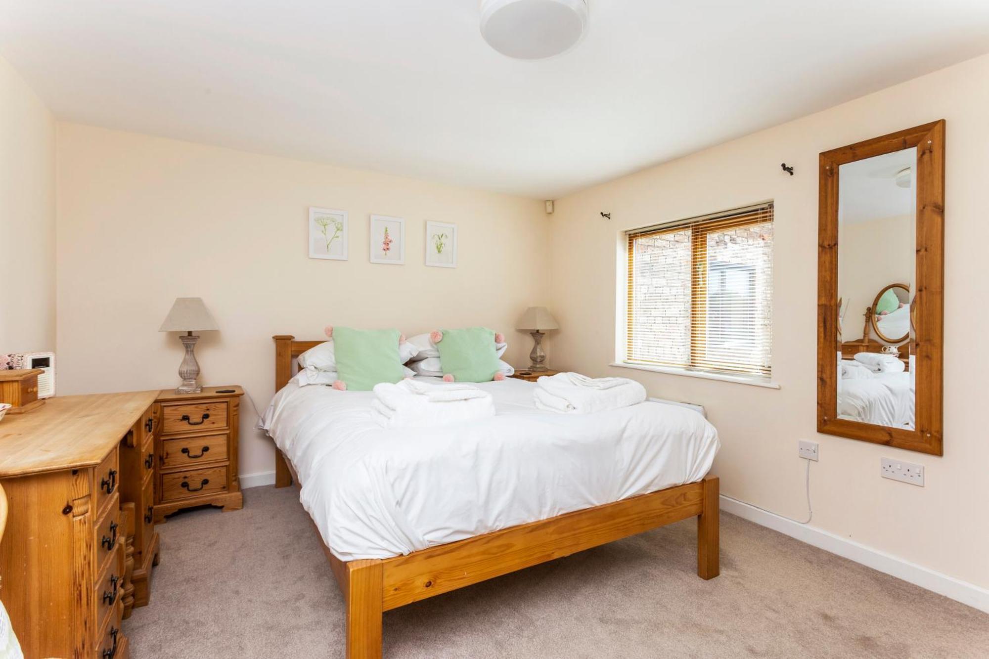 Bridge Farm Holiday Cottages Honeybourne Номер фото
